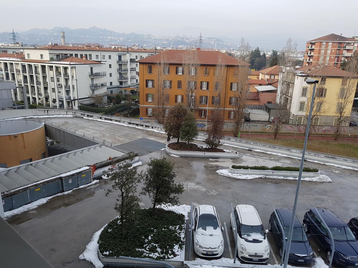 Airport Orio Studio Apartment Bergamo Exterior photo